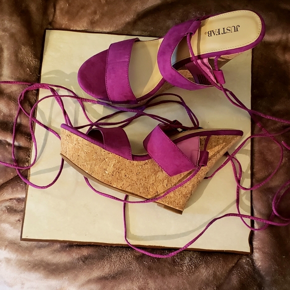 Just Fab Faux Suede Wedges - Picture 6 of 15